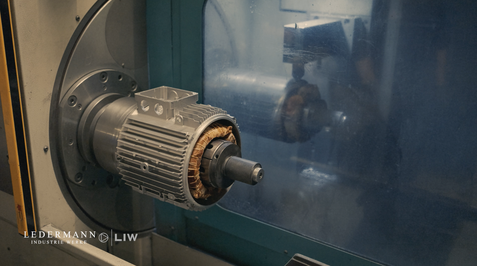 Milking machine motor